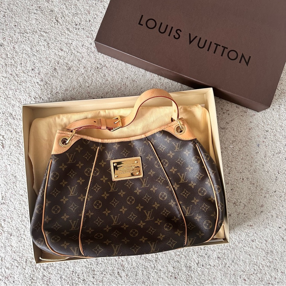 Louis Vuitton Monogram Galliera PM